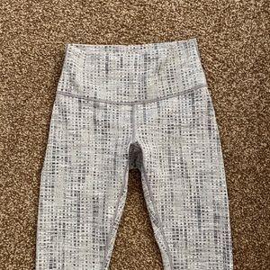 Lululemon Wunder Under